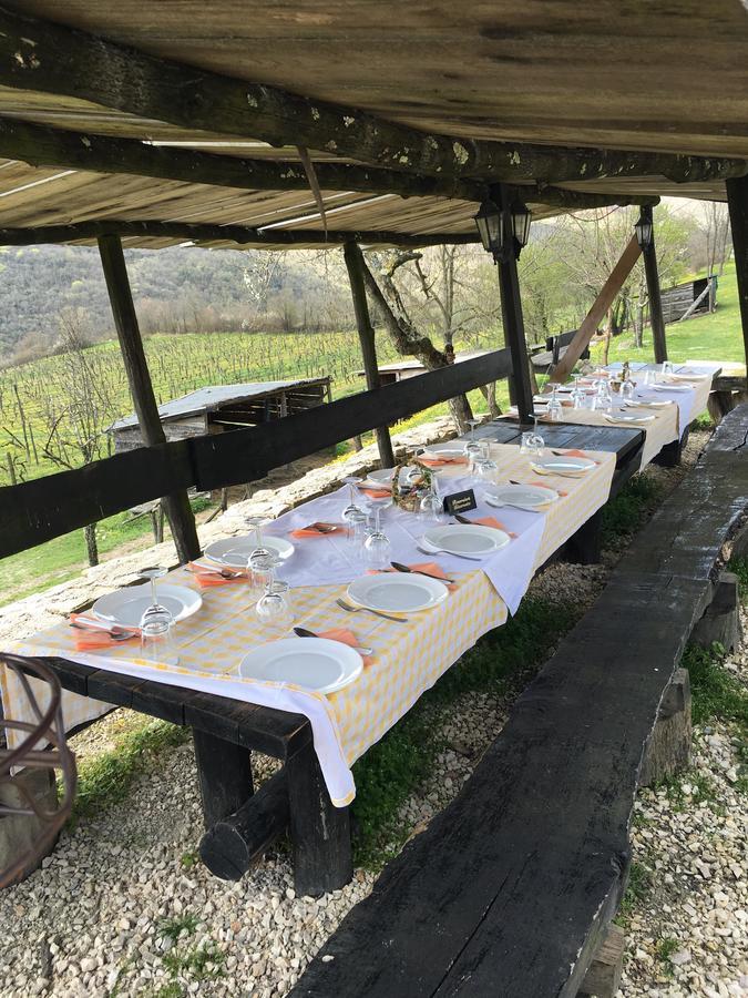 דירות מוטובון Agroturizam Toni מראה חיצוני תמונה